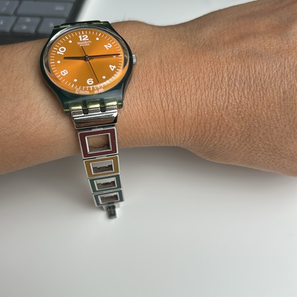 Swatch Vintage Postmodern Multicolor Women’s Swiss Watch Bracelet Band main image 11